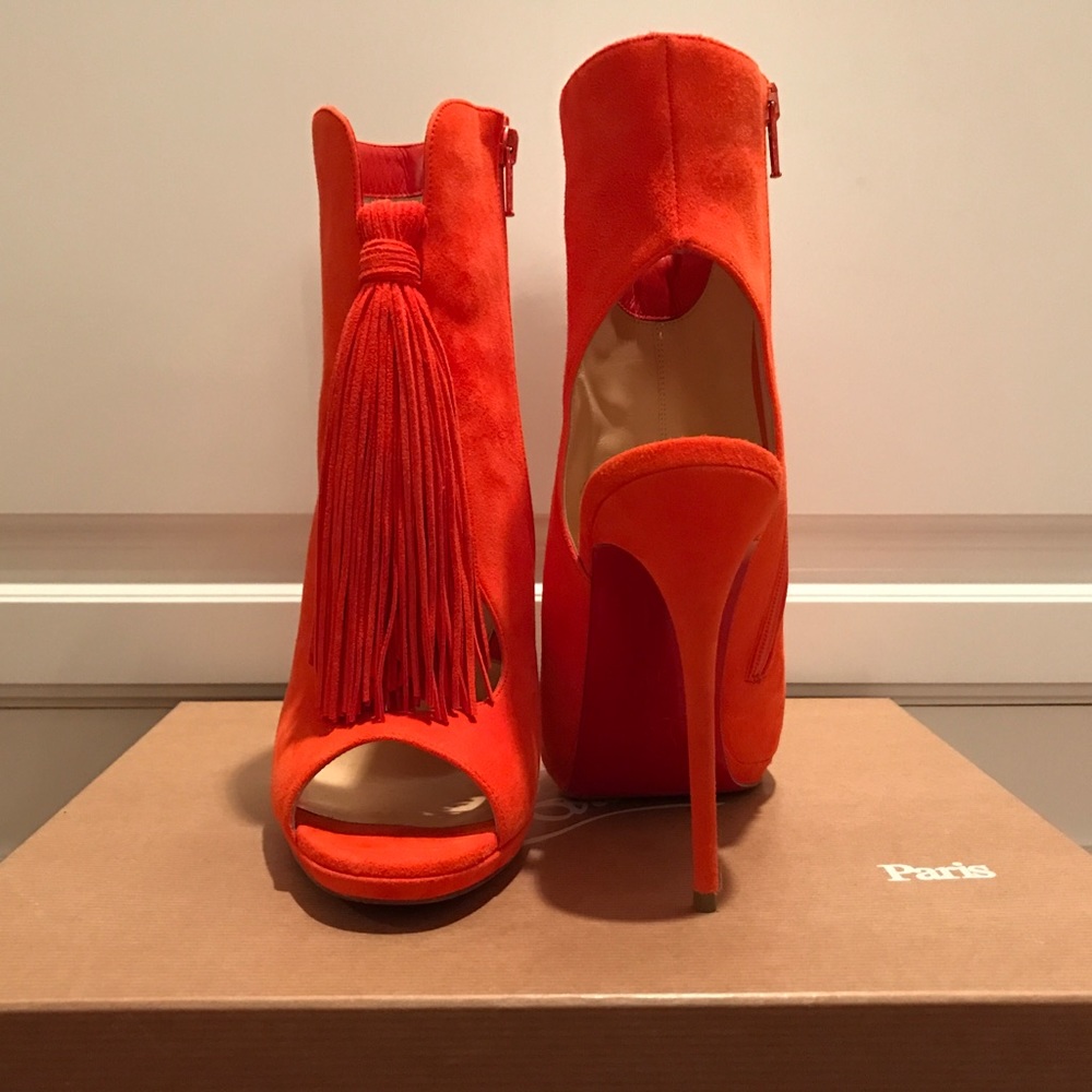 Christian louboutin otoka 120 suede bootie size 39